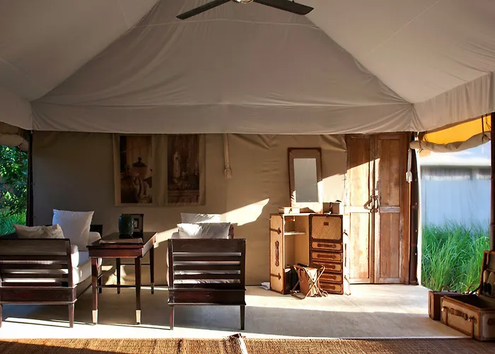 The Beige 5*